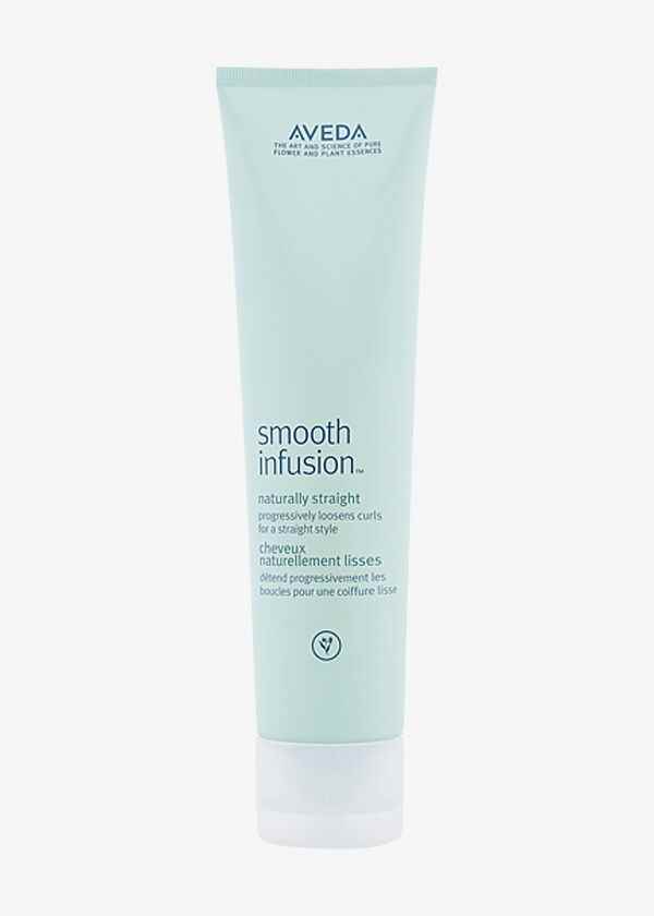 Haarstyling «Smooth Infusion Naturally Straight»